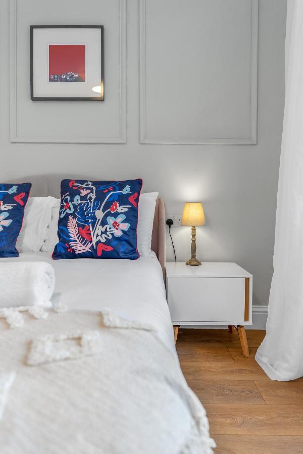 Cheerful Stays - Jamson Pl 3 Bed Apartment Edynburg Zewnętrze zdjęcie