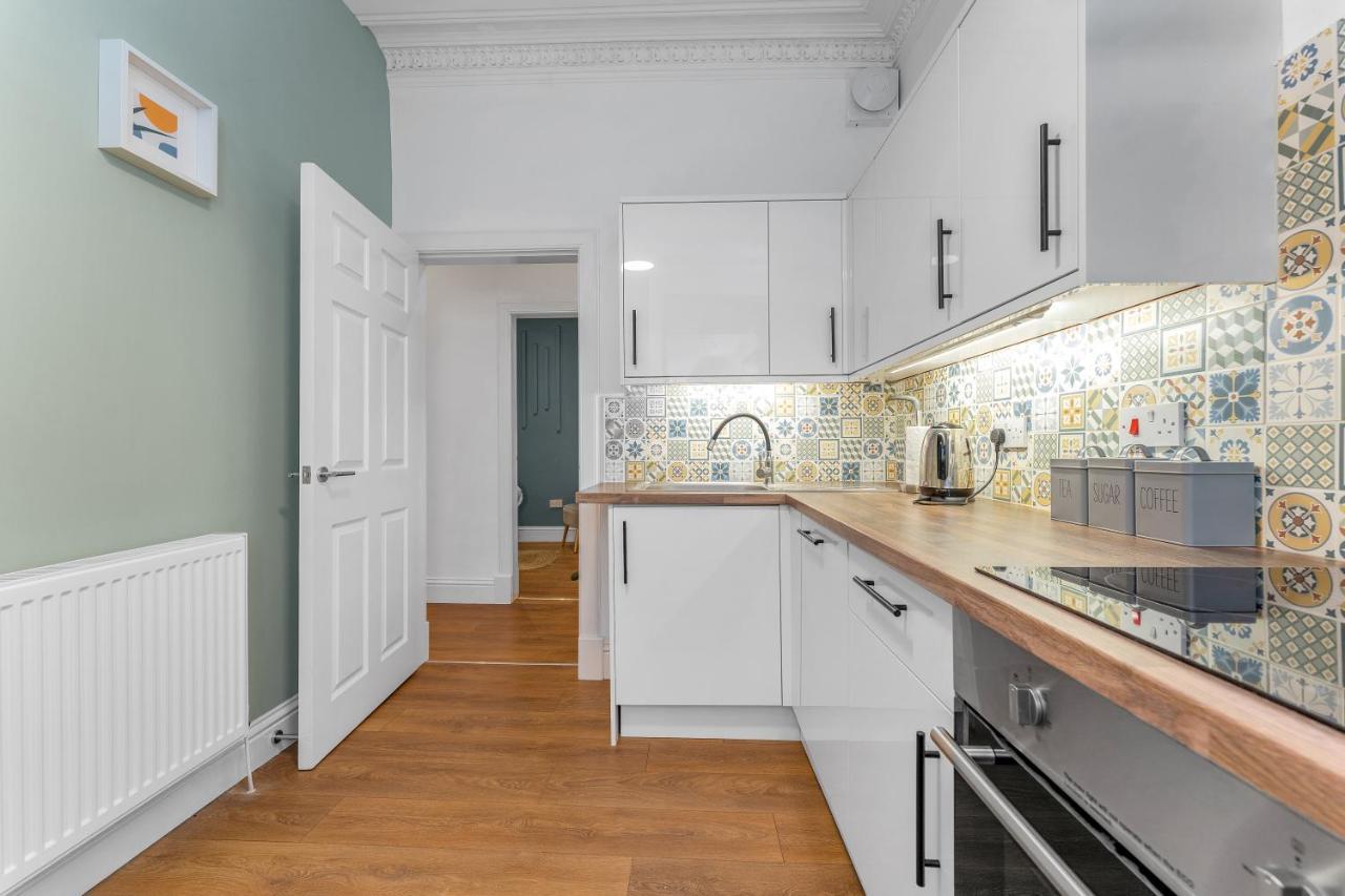 Cheerful Stays - Jamson Pl 3 Bed Apartment Edynburg Zewnętrze zdjęcie